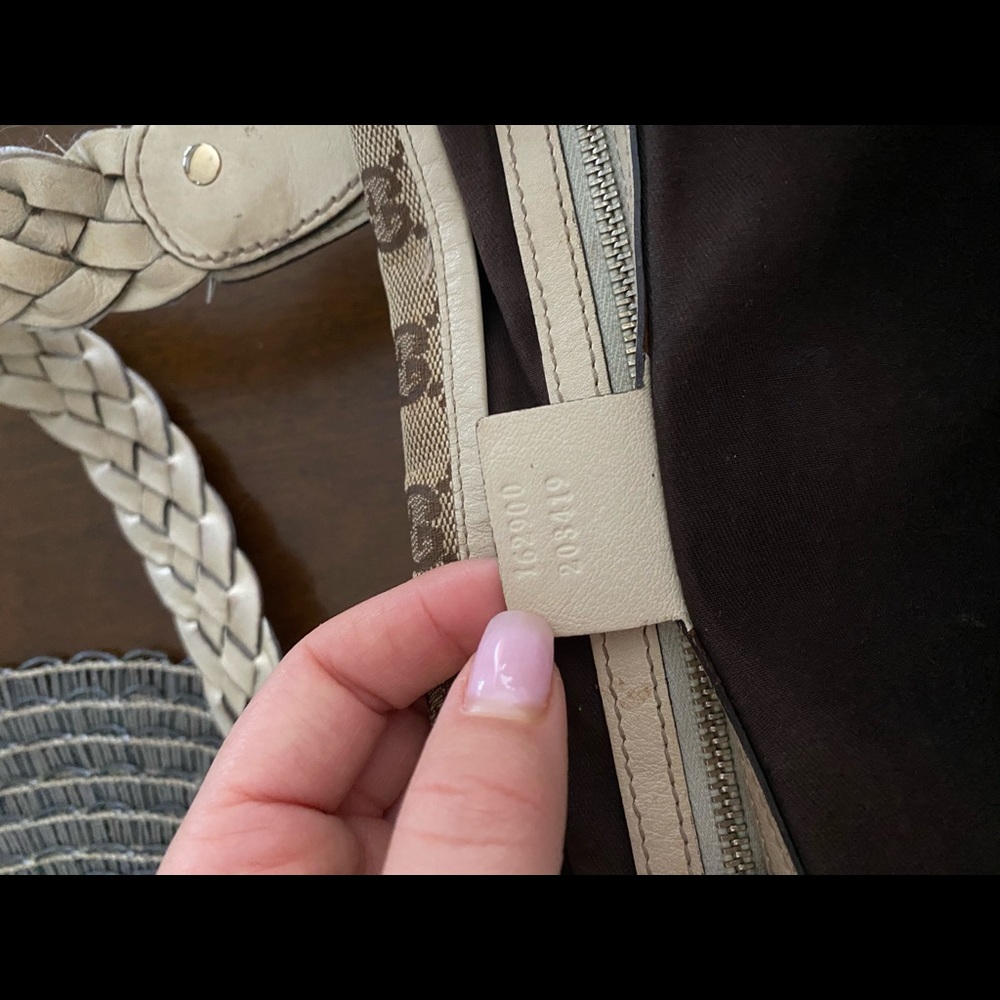 Authentic Gucci Medium Pelham Bag - Picture 6 of 6